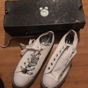 miley cyrus edison converse